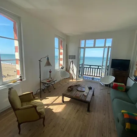 Appartamento Appartement, Accès Direct Plage, Vue Imprenable Face à La