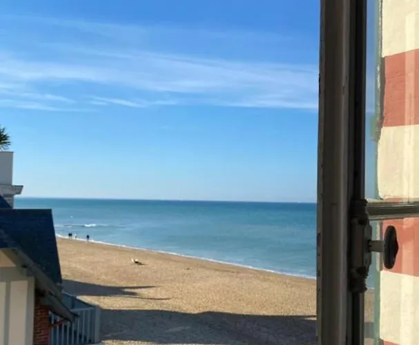 Appartement, Accès Direct Plage, Vue Imprenable Face à La * Villers-sur-Mer